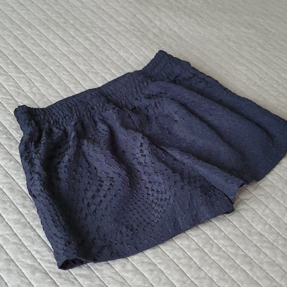 Moonlight Navy Blue Textured Sailor Shorts S/M - Picture 6 of 8